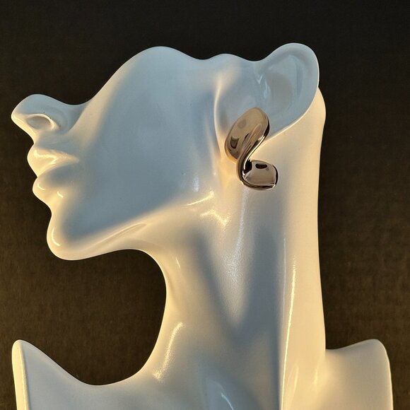 ✨ Milor Italy 14K Gold Over Resin Sculptural Wave Earrings | Modern Fluid Design - Picture 1 of 3